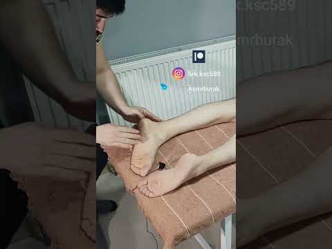 RELAXING REFLEXOLOGY MASSAGE FOR FEET #satisfying #relaxing #asmr #shorts #massage