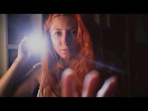 non ti preoccupare e chiudi gli occhi | follow the light, tapping sui libri, soft spoken | asmr