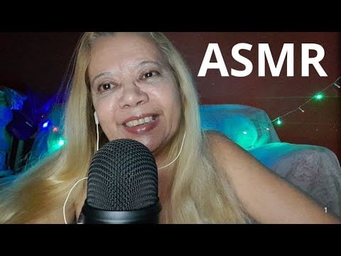 #ASMR # Mostrando meus batons + outros produtos para vocês. 😴😴💤