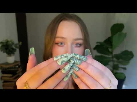 *one minute asmr* pure nail tapping & scratching (no talking)