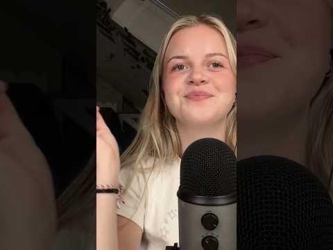 Tingly glitter 😛 #mouthsounds #asmr #fastasmr #shorts