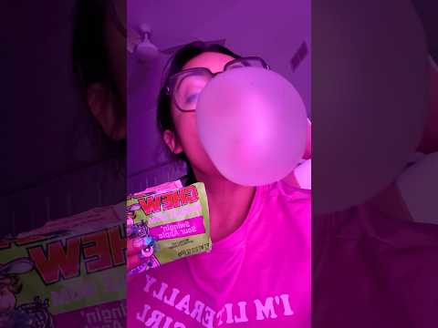 BIG BUBBLE GUM ASMR | big league chew chewing bubble sounds #bubblegumblowing #bubblegum