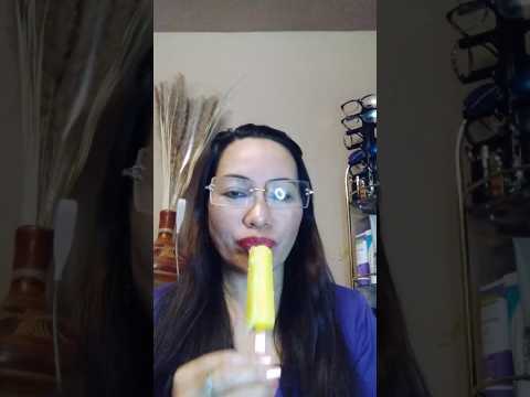 EATING SOUR POPSICLE #mukbang #shortsfeed #everyone #food #popsicle #icecream
