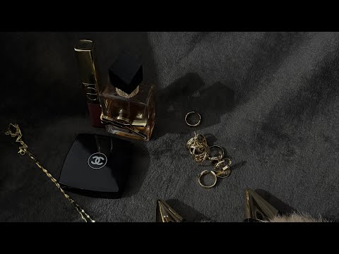 Tapping and scratching around my room asmr ✨ 