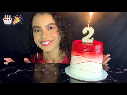 ASMR COMENDO BOLO DE ANIVERSÁRIO DO CANAL! 13 de Maio- Obrigada por estar aqui ❤️🎊