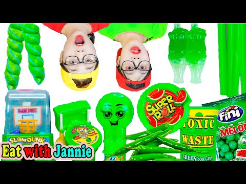 GREEN FOOD MUKBANG ONE COLOR CHALLENGE 초록색 음식 챌린지 by Eat with Jannie