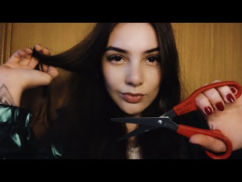 ASMR CABELEIREIRA DEBOCHADA - Mori Yumi