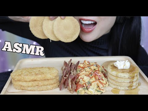 ASMR BREAKFAST HASH BROWNS + EGGS + MINI PANCAKES + BACON (EATING SOUNDS) LIGHT WHISPERS | SAS-ASMR