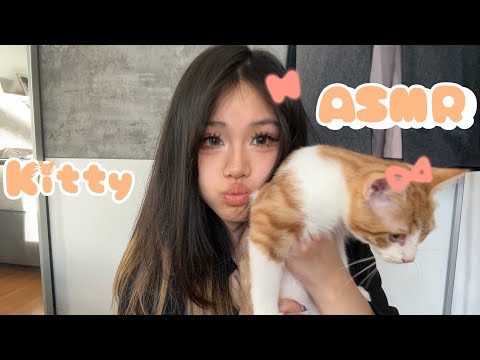 ASMR with my cat 😼| purring | mic licking (utter chaos)