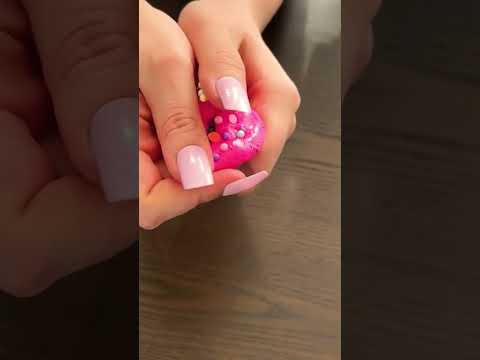 Pink donut clay cracking -ASMR