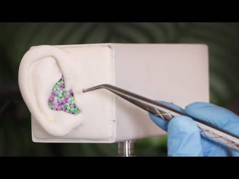 ASMR Ear Cleaning - Satisfying - Unblocking Your Ears (Latex Gloves, Tweezers, no talking ...)