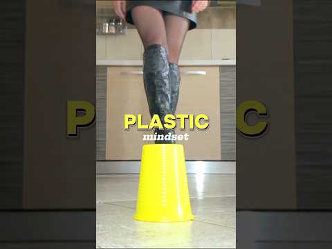 Pea vs. Plastic Cups! High Heeled Boots Crushing Things! Oddly Satisfying! ASMR