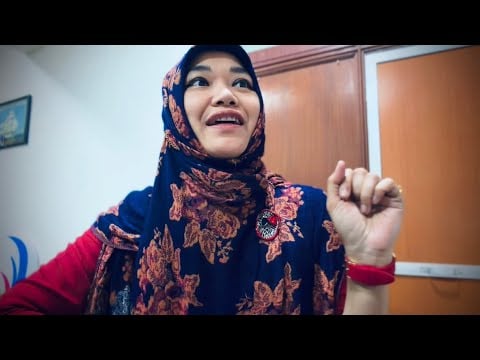 ASMR soft spoken - roleplay rude wedding planner (just for fun)