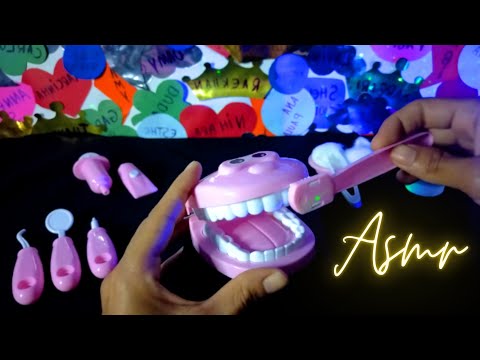 BRINCANDO de DENTISTA ASMR de BRINQUEDOS 🤩