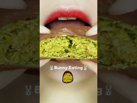 Dubai Chewy Cookie MUKBANG