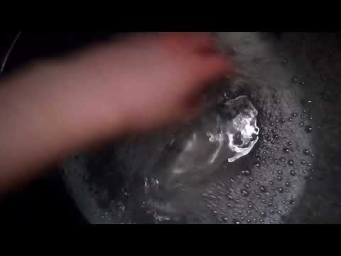 ASMR - Water Triggers (Tapping, Swirling & Pulling)
