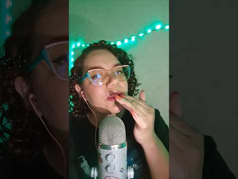 banho de gato lento 💕 #asmr #relax #asmrspitpainting #asmrmouthsounds #asmrmouthsound