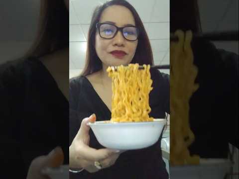 SPICY BULDAK RAMEN NOODLES #mukbang #shortsfeed #food #noodles #everyone
