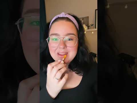 #lipgloss #asmrlipgloss #tingles #relax #asmr #josefinasmr #asmrsvenska #avslappning #satisfying