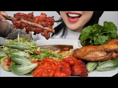 BBQ CHICKEN SPICY PAPAYA SALAD (BEST COMBO) ASMR EATING SOUNDS LIGHT WHISPERS | SAS-SMR