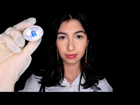 ASMR Médica examina você pós-apocalipse 🧟🩺