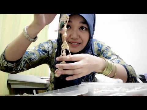 [ASMR] roleplay friendly imitation jewellery shopkeeper helps you