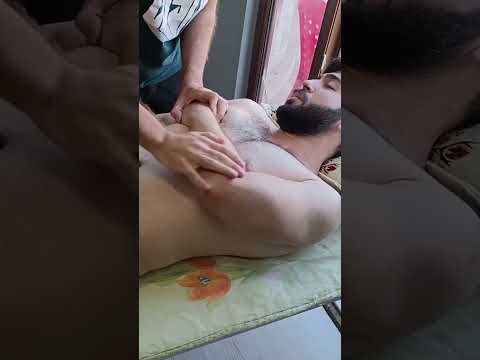 VERY RELAXING TECHNIQUES ON CHEST AND ARMS #satisfying #relaxing #asmr #shorts #massage