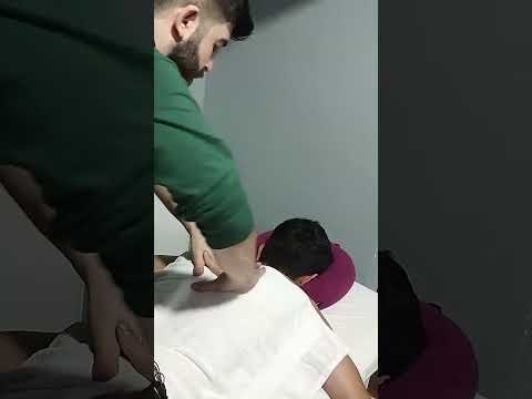 TURKISH DEEP MASSAGE TO RELAX BACK MUSCLES #satisfying #relaxing #asmr #shorts #massage