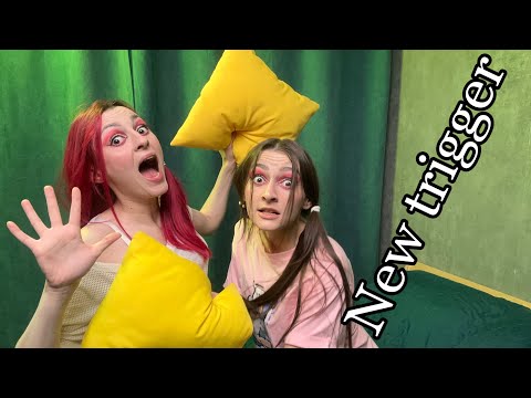 Asmr Trigger MOANS  Who's who? Sister vs Sister  🤯 Pillow fight