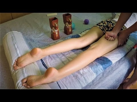 Deep Leg Massage with Massage Balls | Tapotement | ASMR Vietnam