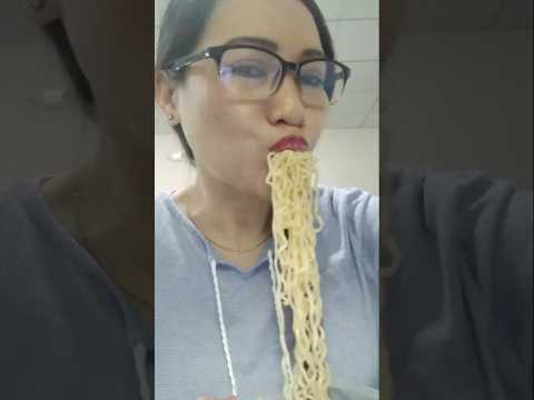 SLURPING BEEF RAMEN NOODLES #mukbang #shortsfeed #food #everyone