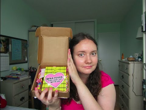 Unboxing Fall 2017 Fortune Cookie Soapbox ASMR