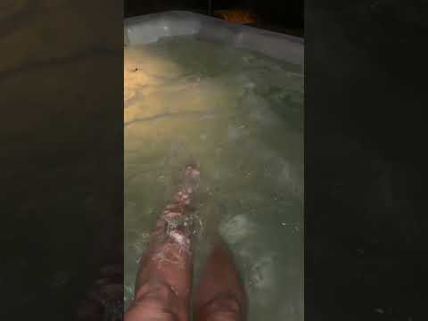 Late night relaxing water splash fun #asmr #watersounds #splash