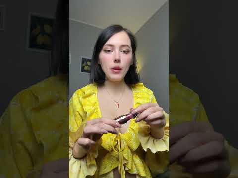 Lipgloss sound #asmrsounds #asmrtriggers #asmrvideo