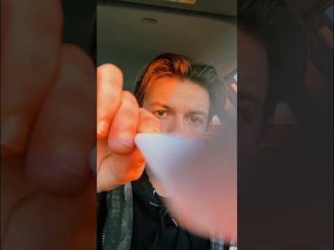 Brushing your face with a straw #asmr #raeasmr #visualasmr #upclose #upcloseasmr #facebrushing