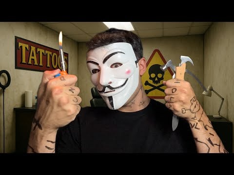 ASMR 💀El PEOR TATUADOR del MUNDO💀