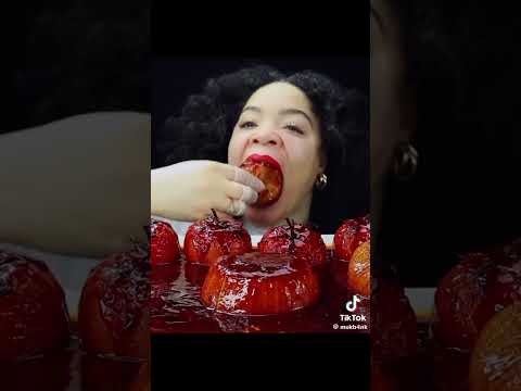 Second one is kinda crazy #mukbang #shorts #eatingvideos #bigbites