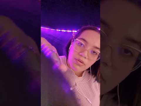 massageando seu rosto 🌚 #asmr #triggersforsleep #asmrvisual #visualtrigger #asmrcameratouching