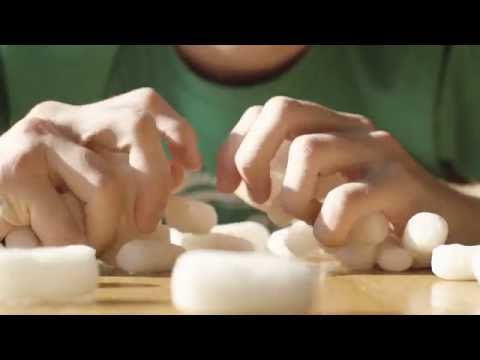 ASMR #56 - Crunchy, squishy packing peanuts!