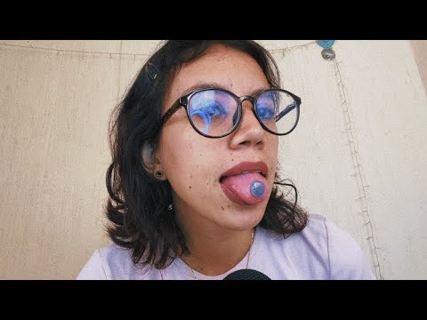 ASMR mouthsounds con halls