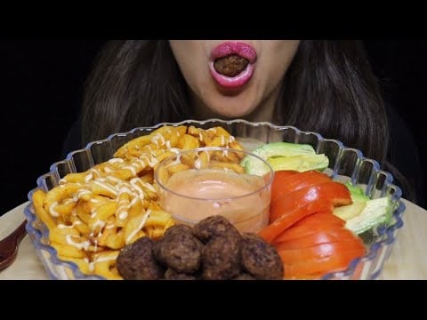 ASMR MEATBALLS TWISTED FRIED POTATO AVOCADO MUKBANG no talking CREMA ASMR #asmr #mukbang #crunchy