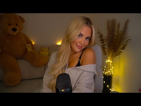 WET MOUTH SOUNDS AND KISSES!! ASMR DECEMBER DAY 2