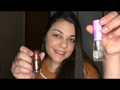 ASMR: VOCÊ NA MANICURE FOFOQUEIRA