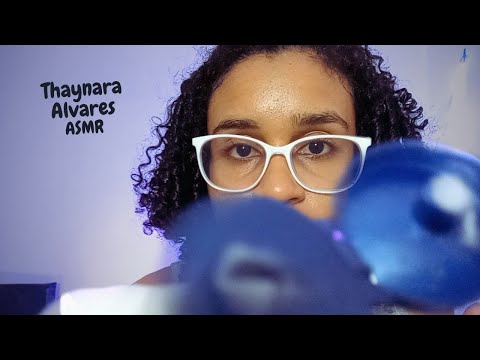 ASMR:  Arrumando sua bolsa de viagem