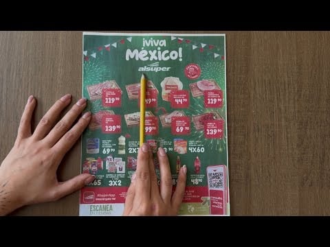 ASMR español susurros | Hojeando un folleto de ofertas con pointing y tracing 📖✨