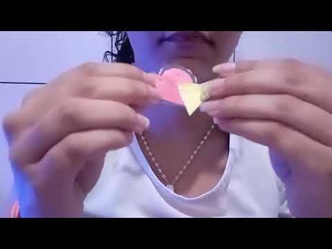 ASMR Paper Makeup/ maquiando você com maquiagem de papel