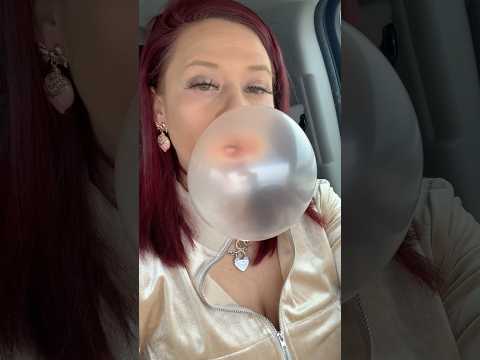 3days  until Christmas #bubblegum #asmrsounds