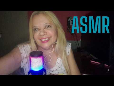 ASMR  Mostrando o que eu uso no meu cabelo. 😴😴