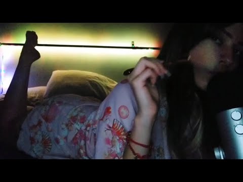 ASMR TU MEJOR AMIGA TE CONSIENTE EN UNA PIJAMADA  💕💜