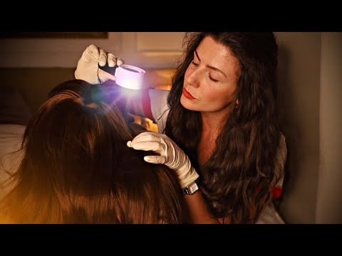ASMR | TRICOLOGISTA EXAMINA SEU COURO CABELUDO